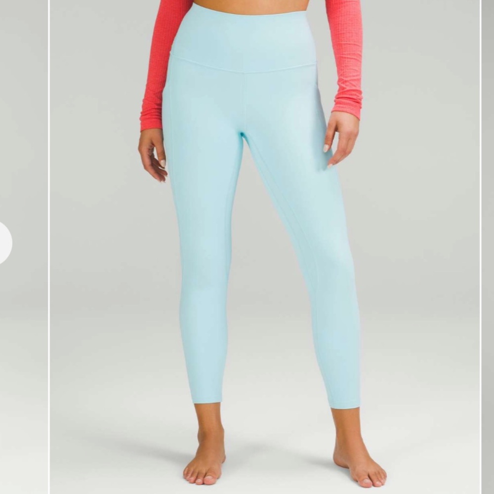 Lululemon Align High-Rise Pant with Pockets 25"
Icing Blue